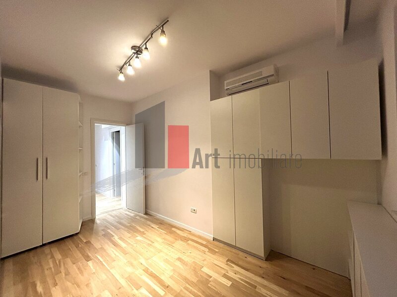 Vatra Noua, Baneasa, apartament 3 camere si terasa.