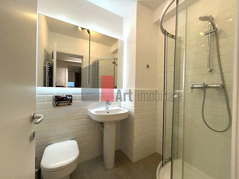 Vatra Noua, Baneasa, apartament 3 camere si terasa.